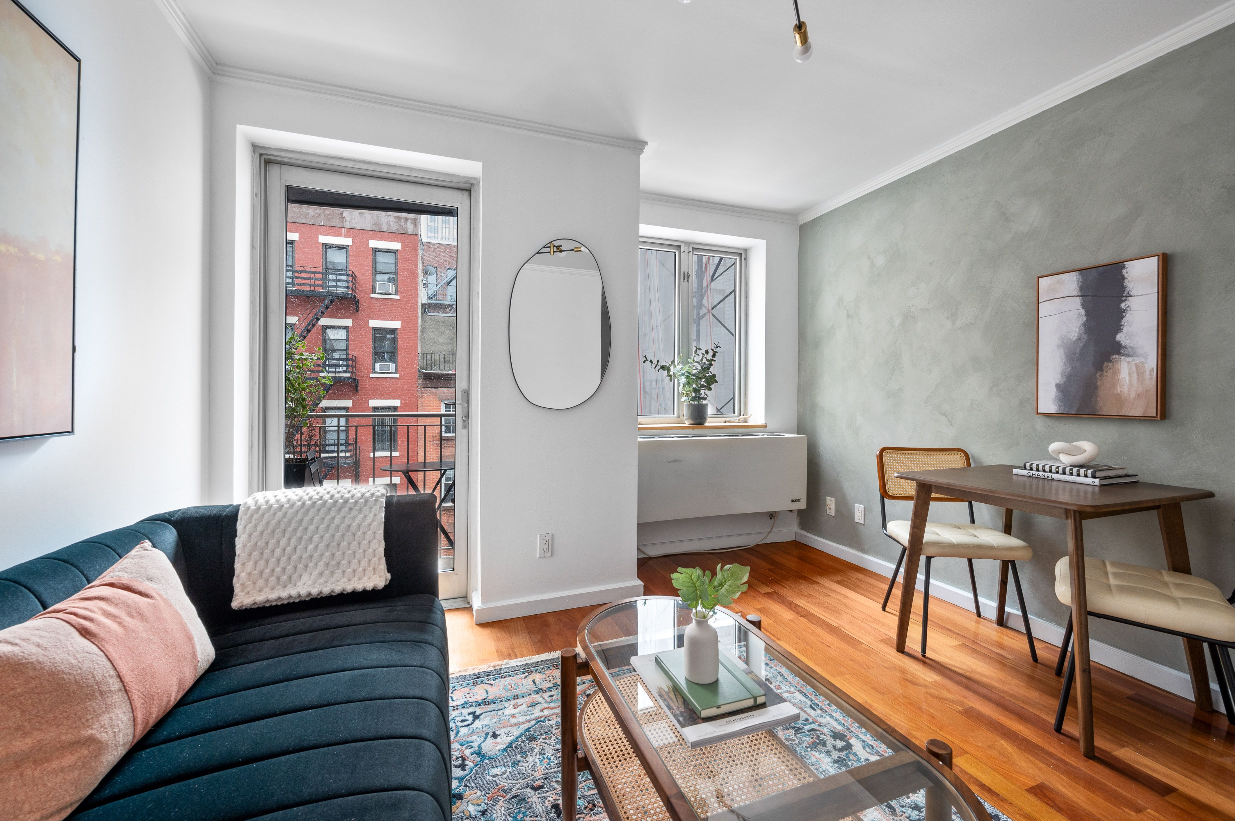 Noomi apartment in Chelsea