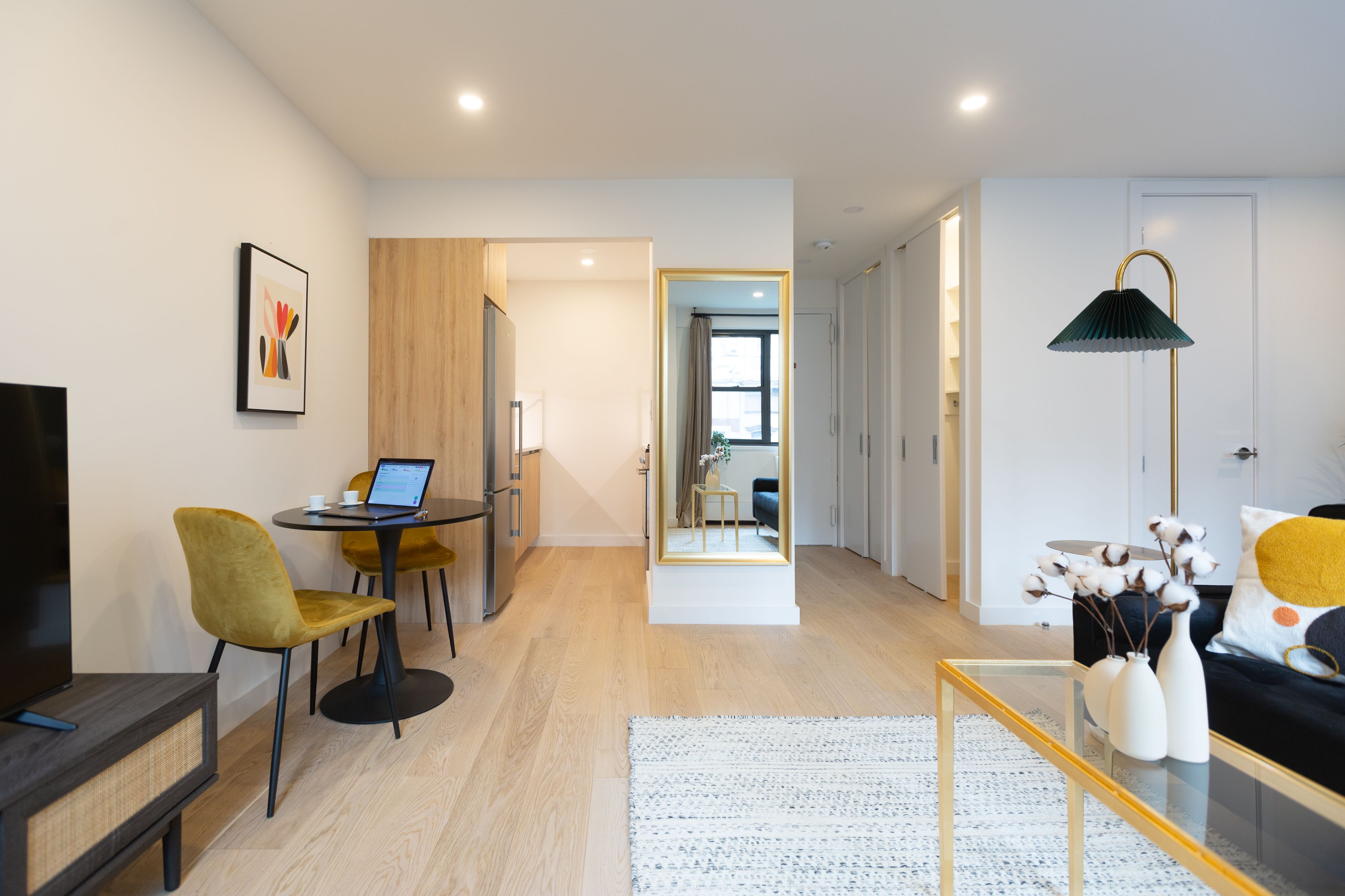 A Noomi apartment with a place to work